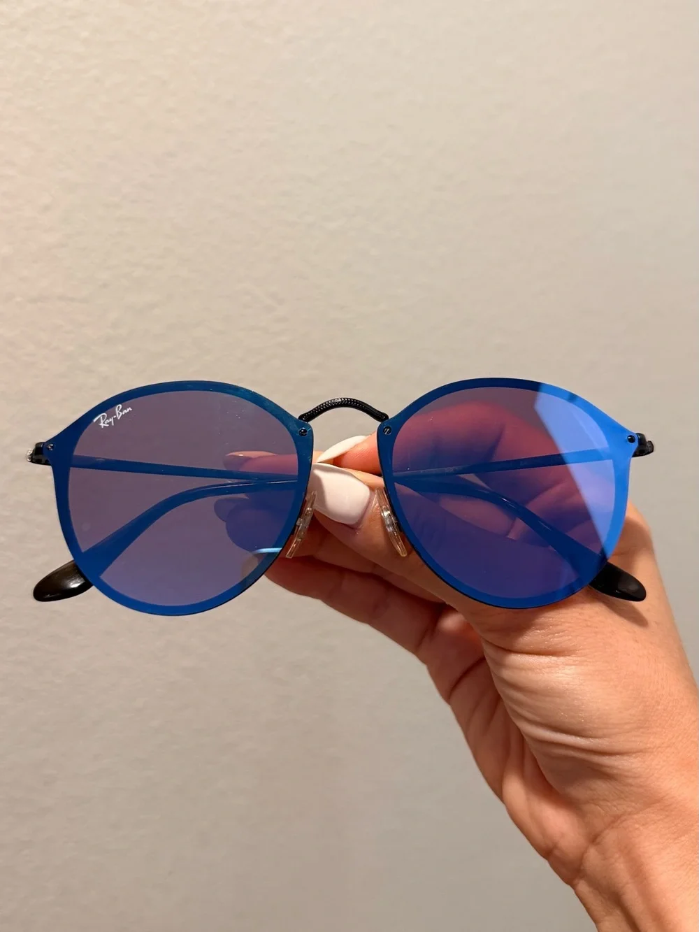 Ray-Ban Black Frame Sunglasses with Blue Lenses and Brown Case